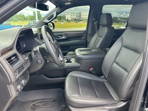 Used 2023 Chevrolet Tahoe Z71 w/ Luxury Package AWD/4WD image 11