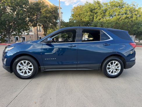 Used 2019 Chevrolet Equinox LT FWD image 4