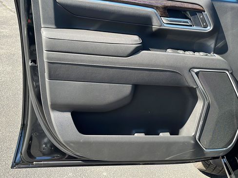 New 2026 GMC Sierra 2500 SLE w/ SLE Value Package; AWD/4WD image 11