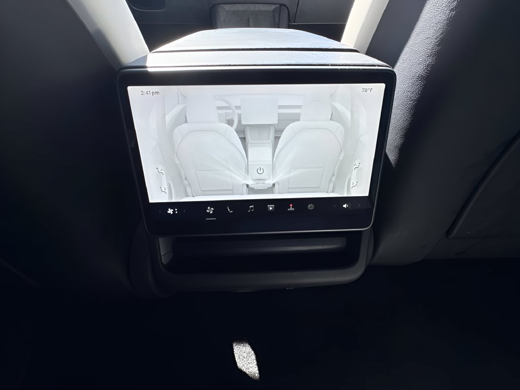 Used 2025 Tesla Model 3 Long Range RWD image 13