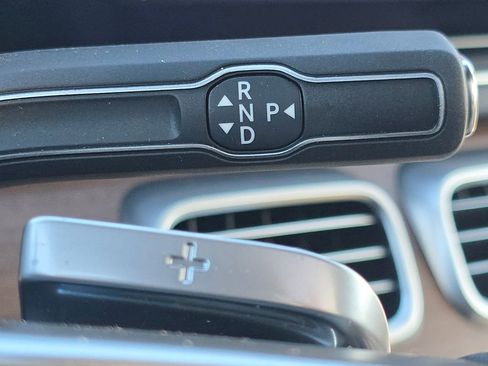 Used 2026 Mercedes-Benz GLE 350 4MATIC image 34