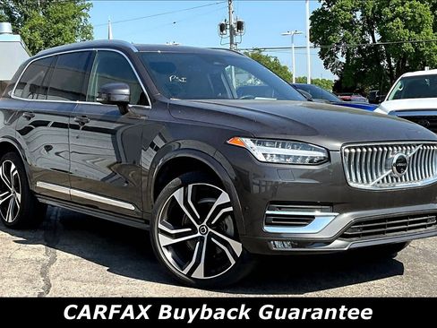 Used 2024 Volvo XC90 B6 Ultimate w/ Protection Package Premier AWD/4WD image 2