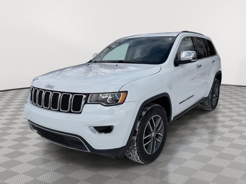 Used 2018 Jeep Grand Cherokee Limited image 3