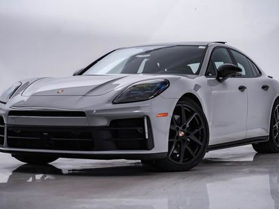 New 2026 Porsche Panamera 4