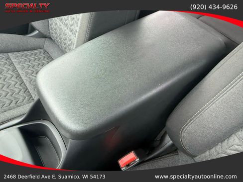 Used 2022 Chevrolet Equinox LT image 27