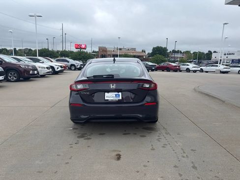 Used 2023 Honda Civic EX-L image 6