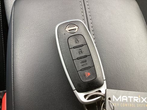 Used 2025 Nissan Sentra SV FWD image 31