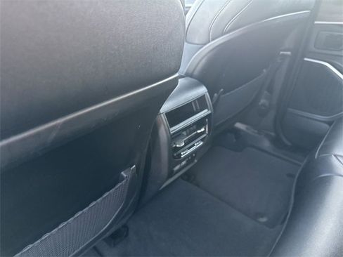 Used 2022 Jeep Grand Cherokee Limited 4xe image 25