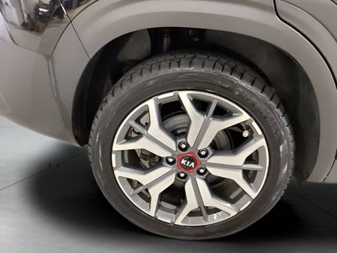 Used 2021 Kia Seltos SX w/ SX Sunroof Package AWD/4WD image 23