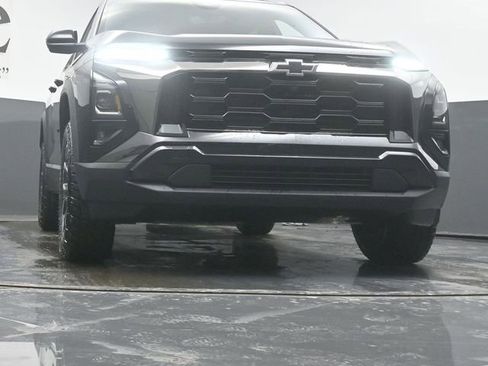 New 2026 Chevrolet Equinox ACTIV image 3