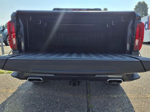 Certified 2023 GMC Sierra 1500 Denali w/ Denali Reserve Package image 9