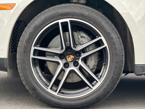Used 2019 Porsche Macan S AWD/4WD image 26