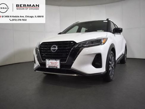 Used 2024 Nissan Kicks SR FWD image 1