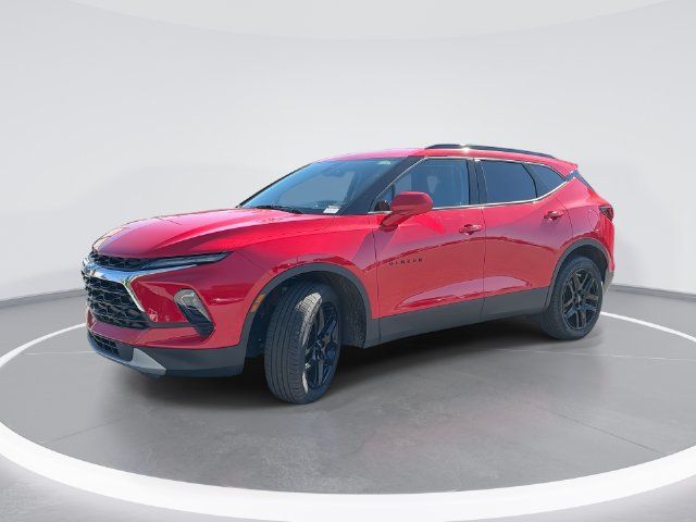 Used 2024 Chevrolet Blazer LT w/ Convenience Package FWD image 1
