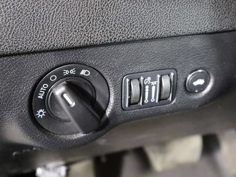 Used 2023 Dodge Charger SXT RWD image 27