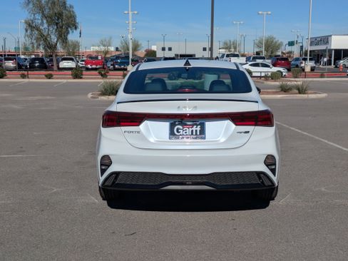 Certified 2024 Kia Forte GT-Line w/ GT-Line Premium Package image 4