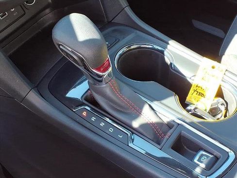 Used 2023 Chevrolet Equinox RS image 14