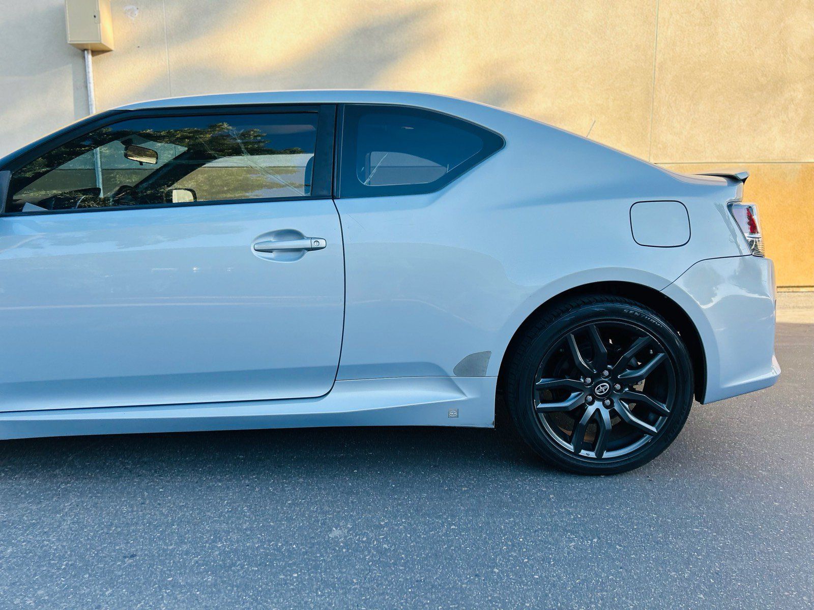 Used 2014 Scion tC 10 Series FWD image 9