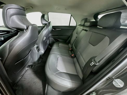 Used 2024 Kia Niro Wind FWD image 27