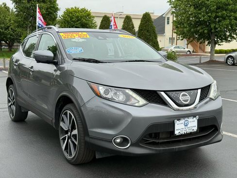 Used 2018 Nissan Rogue Sport SL w/ SL Premium Package AWD/4WD image 4