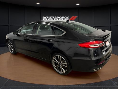 Used 2020 Ford Fusion Titanium AWD/4WD image 3