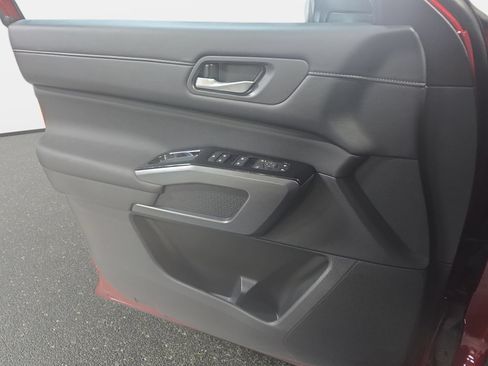 New 2026 Nissan Pathfinder SL w/ Cargo Package FWD image 26