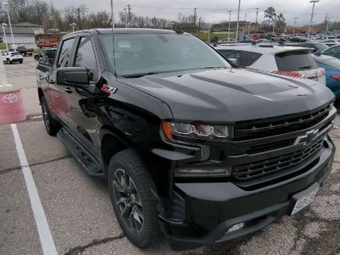 Used 2020 Chevrolet Silverado 1500 RST image 8