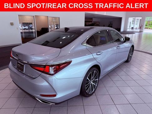 Certified 2023 Lexus ES 350 w/ Premium Package FWD image 7