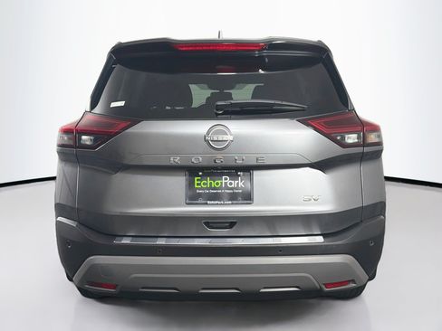 Used 2023 Nissan Rogue SV FWD image 7