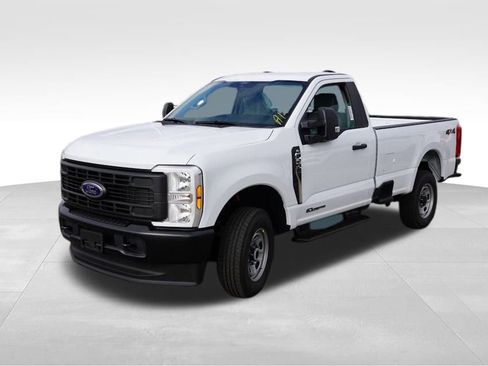 New 2026 Ford F250 XL w/ F-250 >10K GVWR Package image 7