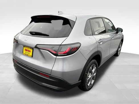 New 2026 Honda HR-V LX image 8