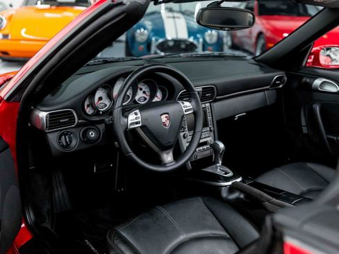 Used 2007 Porsche 911 Carrera 4S AWD/4WD image 2