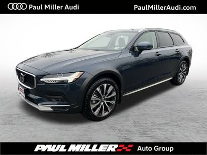 Used 2025 Volvo V90 B6 Cross Country Plus