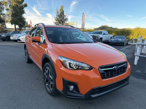 Used 2019 Subaru Crosstrek 2.0i Limited w/ Moonroof Package w/Navigation image 1