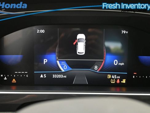 Used 2023 Volkswagen Tiguan SE w/ Panoramic Sunroof Package FWD image 14