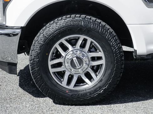 Used 2017 Ford F350 Lariat image 39