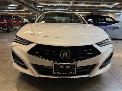 Certified 2025 Acura TLX w/ Technology Package image 12