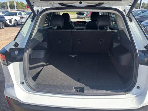 Used 2026 Volkswagen Tiguan SE AWD/4WD image 27