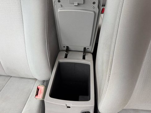 Used 2009 Hyundai Elantra GLS FWD image 42