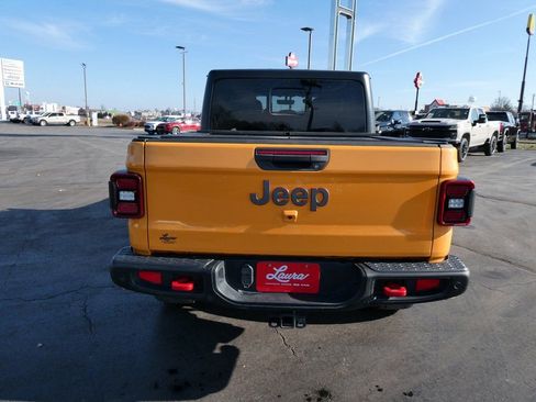 Used 2021 Jeep Gladiator Rubicon image 6