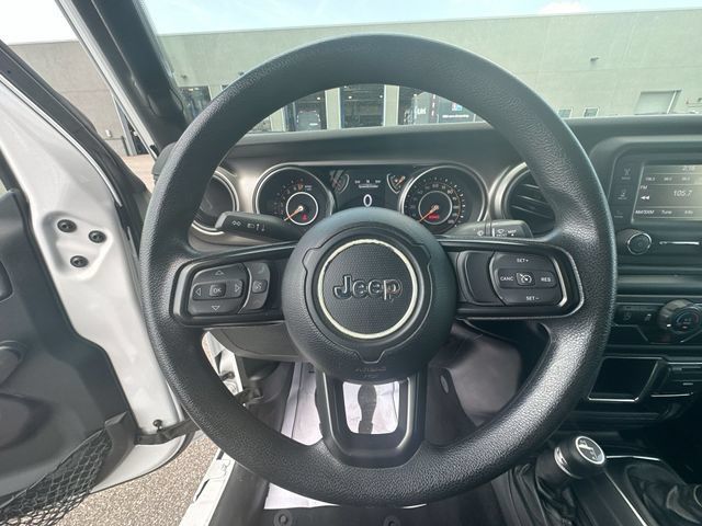 Used 2020 Jeep Wrangler Unlimited Sport AWD/4WD image 16