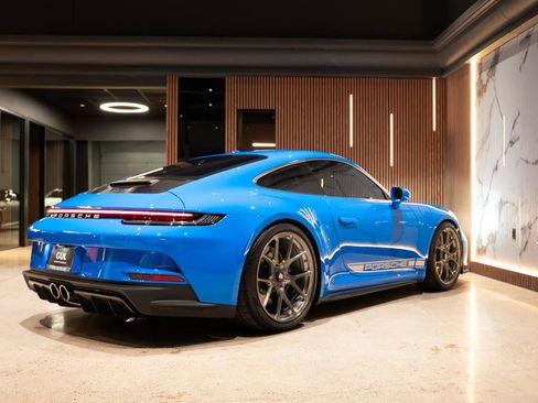 Used 2022 Porsche 911 GT3 RWD image 5