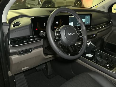 New 2026 Kia Carnival EX FWD image 15