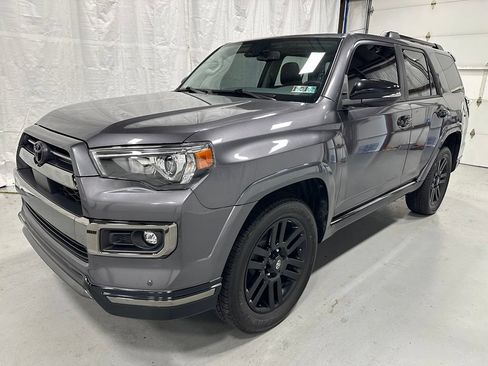 Used 2021 Toyota 4Runner Nightshade AWD/4WD image 3
