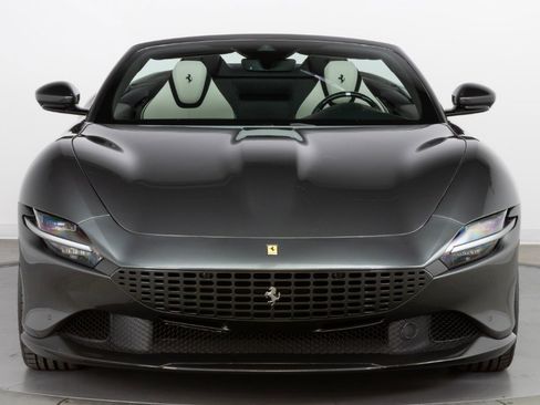 Used 2024 Ferrari Roma Spider image 10