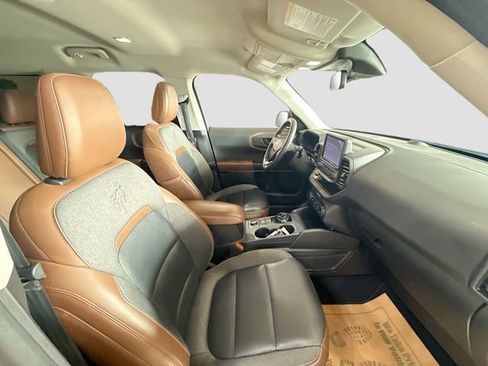 Used 2021 Ford Bronco Sport Outer Banks w/ Outer Banks Package (96D) image 29