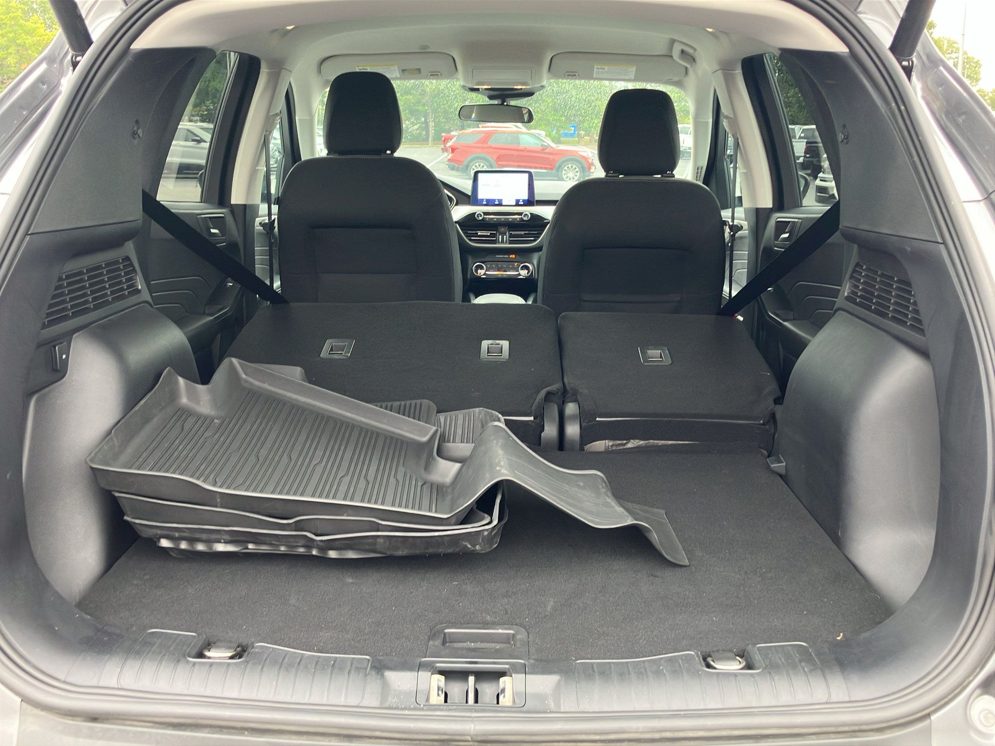 Used 2022 Ford Escape SE w/ SE Sport Appearance Package FWD image 30