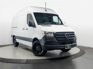 Used 2025 Mercedes-Benz Sprinter 2500 video 1