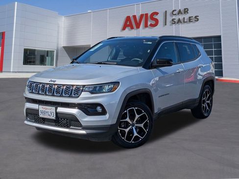Used 2025 Jeep Compass Limited image 1