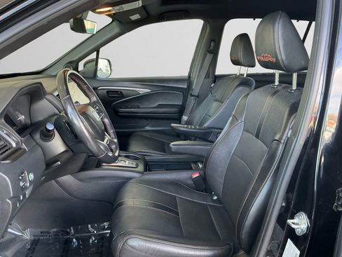 Used 2022 Honda Passport TrailSport image 9